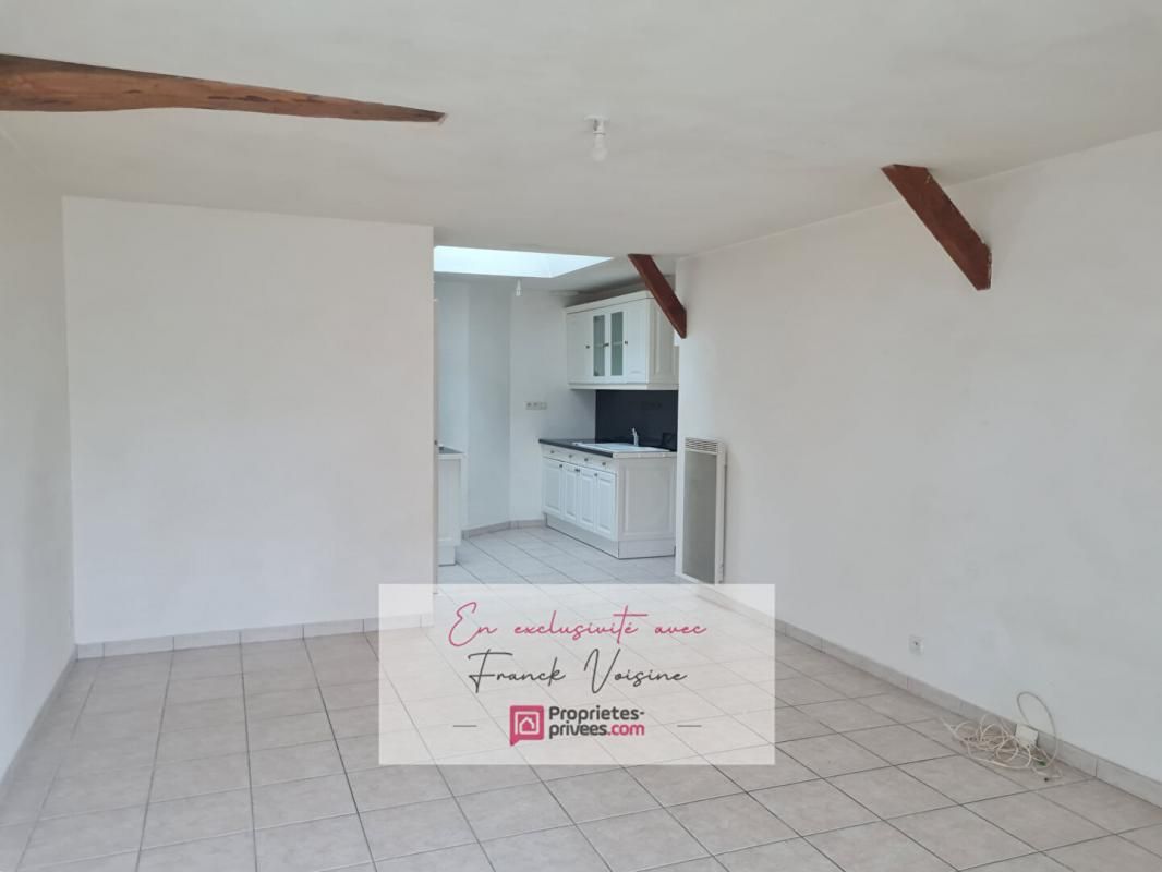 LES HERBIERS Maison de 97 m2 A VENDRE en EXCLUSIVITE aux Herbiers, composée de 2 logements distincts 3