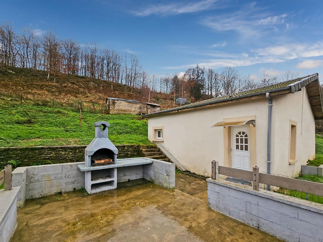 Maison individuelle idéale investisseur ? Vue imprenable à Bogny-sur-Meuse !