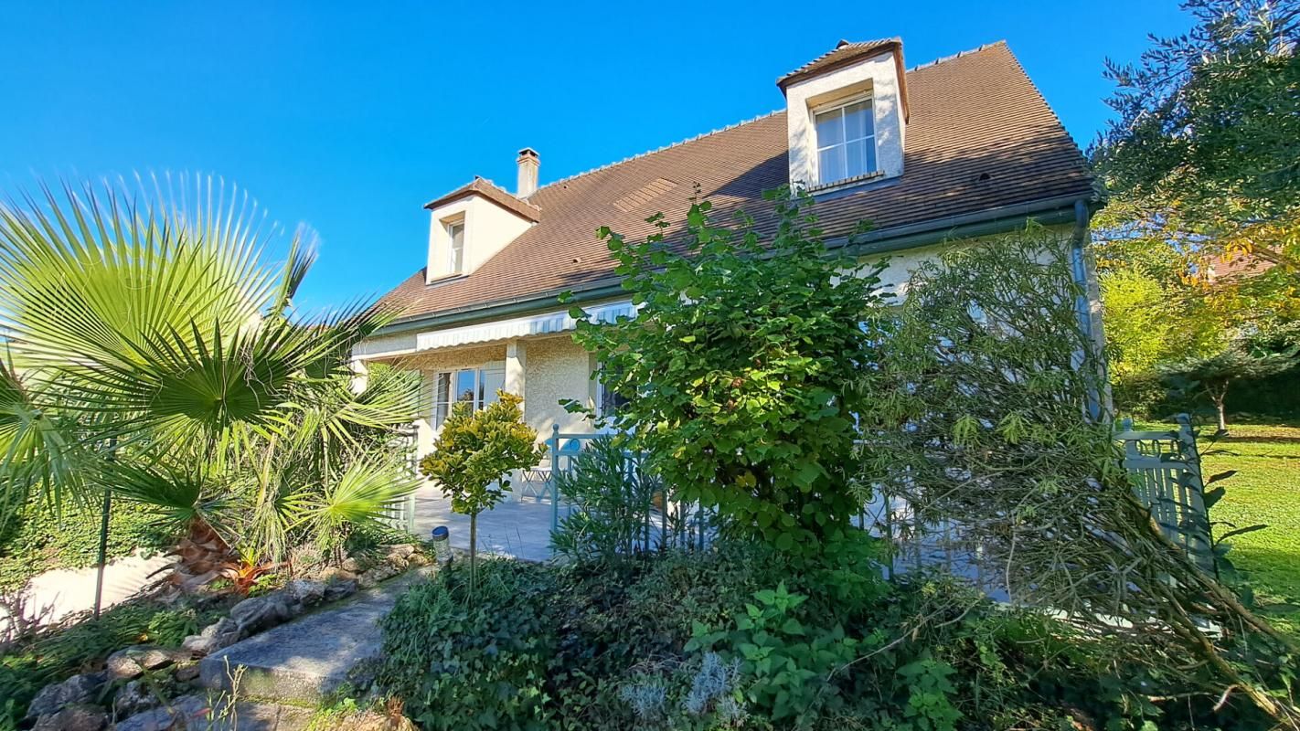 Maison Limay 6 pièce(s) 4 chambres 130 m2 1900 m2 de Jardin