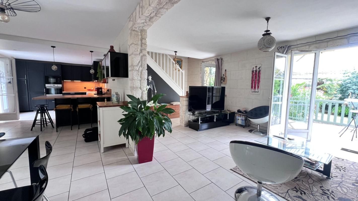 LIMAY Maison Limay 6 pièce(s) 4 chambres 130 m2 1900 m2 de Jardin 3