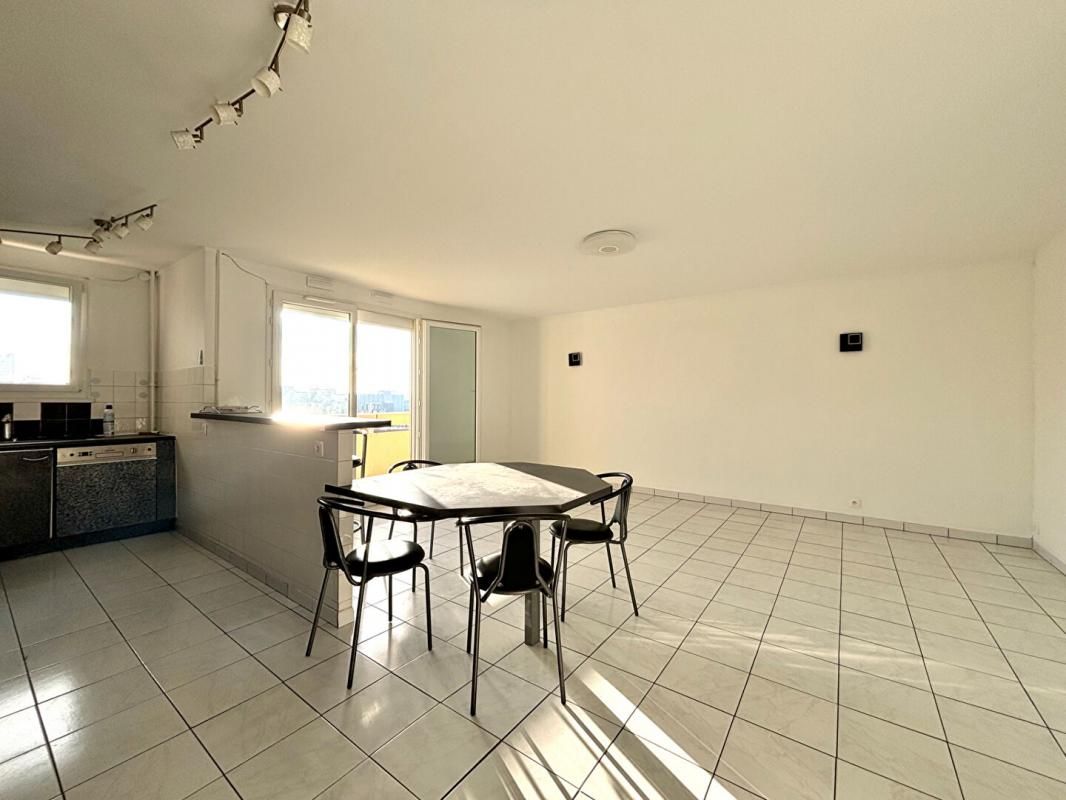 MAISONS-ALFORT Appartement Maisons Alfort 5P proche métro 2