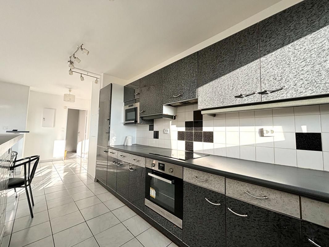 MAISONS-ALFORT Appartement Maisons Alfort 5P proche métro 3
