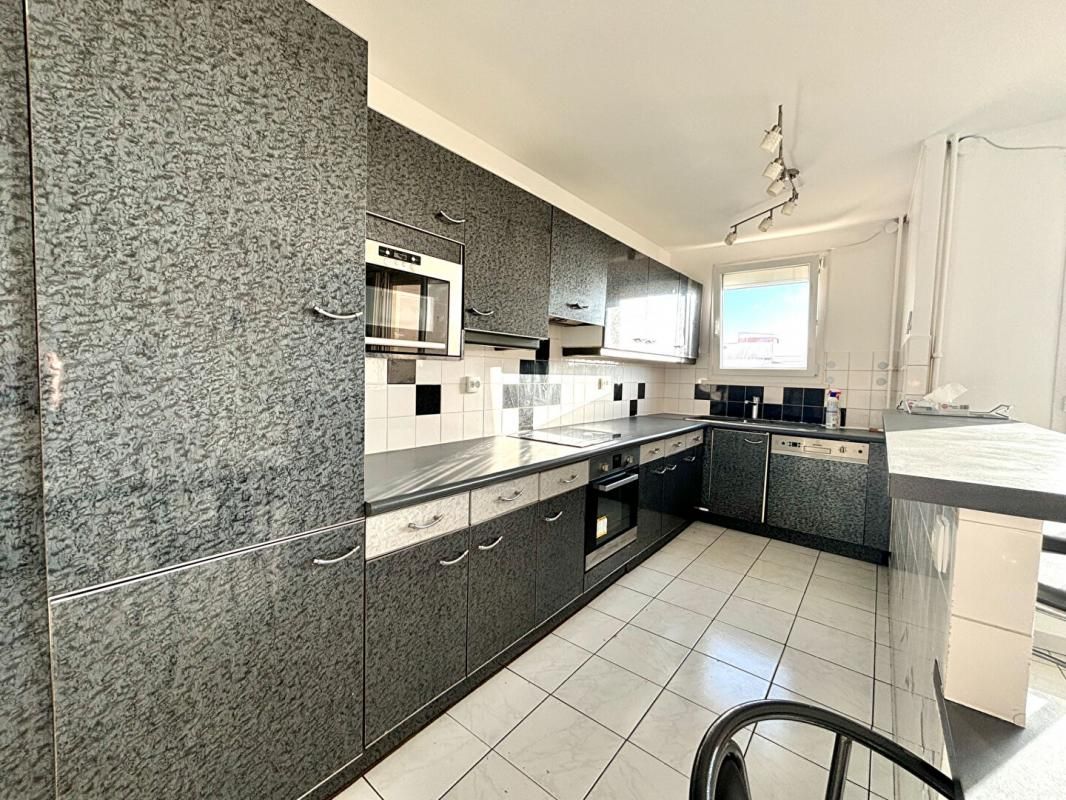 MAISONS-ALFORT Appartement Maisons Alfort 5P proche métro 4