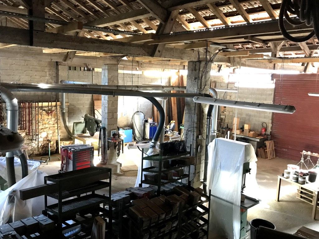 ALBAS Atelier professionnel de menuiserie équipé avec maison 3 chambres 2