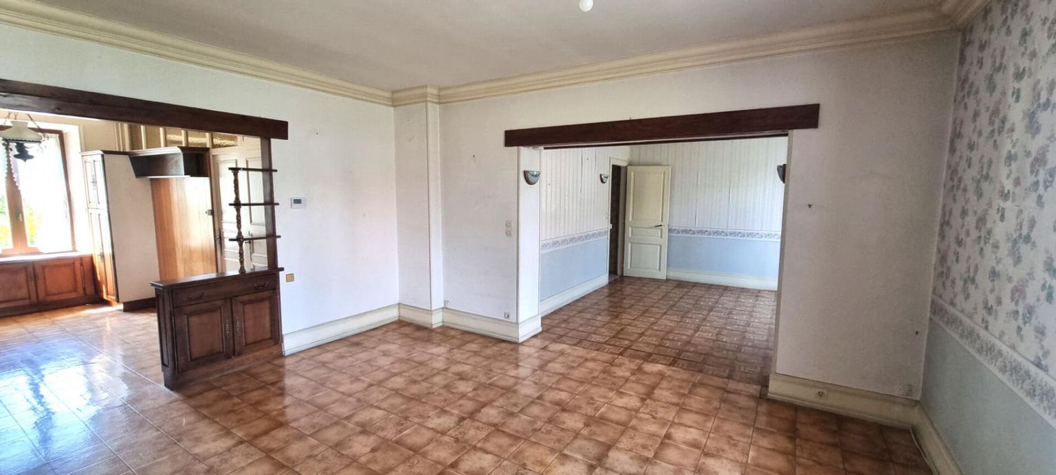 VALENTIGNEY Maison individuelle / Immeuble 181 m2 avec possibilité de plus de 230 m2 4
