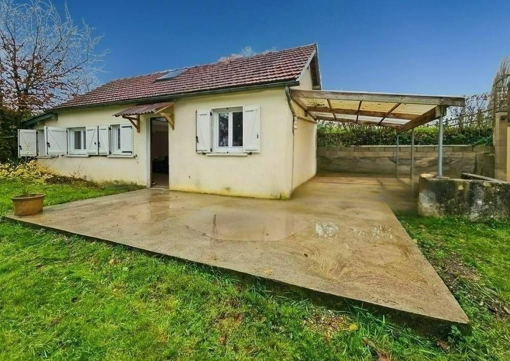 SAINTE-SCOLASSE-SUR-SARTHE Sainte Scolasse Sur Sarthe 61170 Maison de campagne libre, mezzanine, terrain clos 560 m² 3
