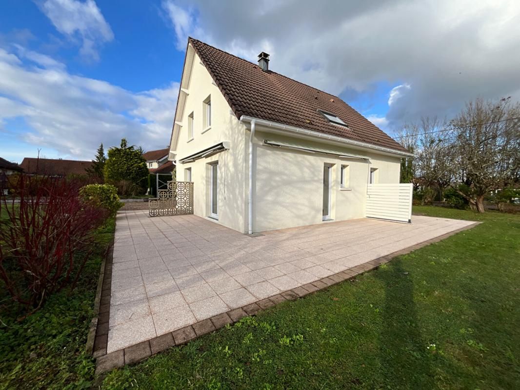 BETHONCOURT Maison Montbeliard 6 pièce(s) 120 m2 2