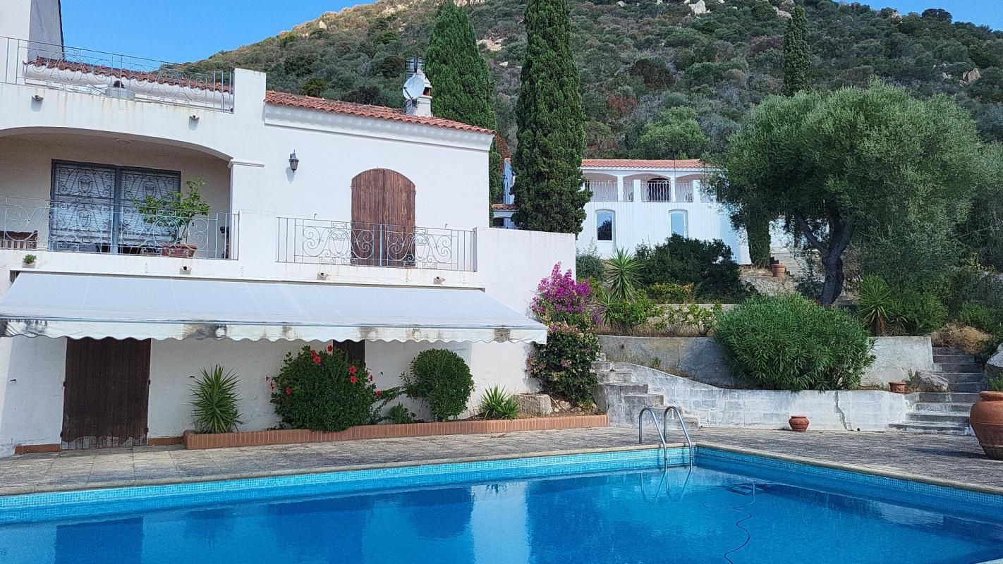 AJACCIO Villa dans un emplacement d'exception avec vue sur le golfe d'Ajaccio 3