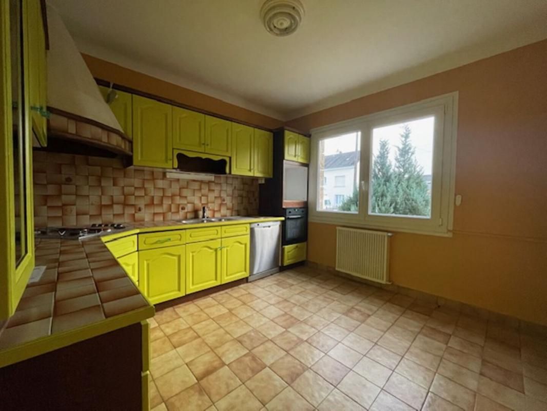 SAINT-NAZAIRE Maison Saint-Nazaire quartier Sautron 190 m2 - Jardin et 2 garages 3