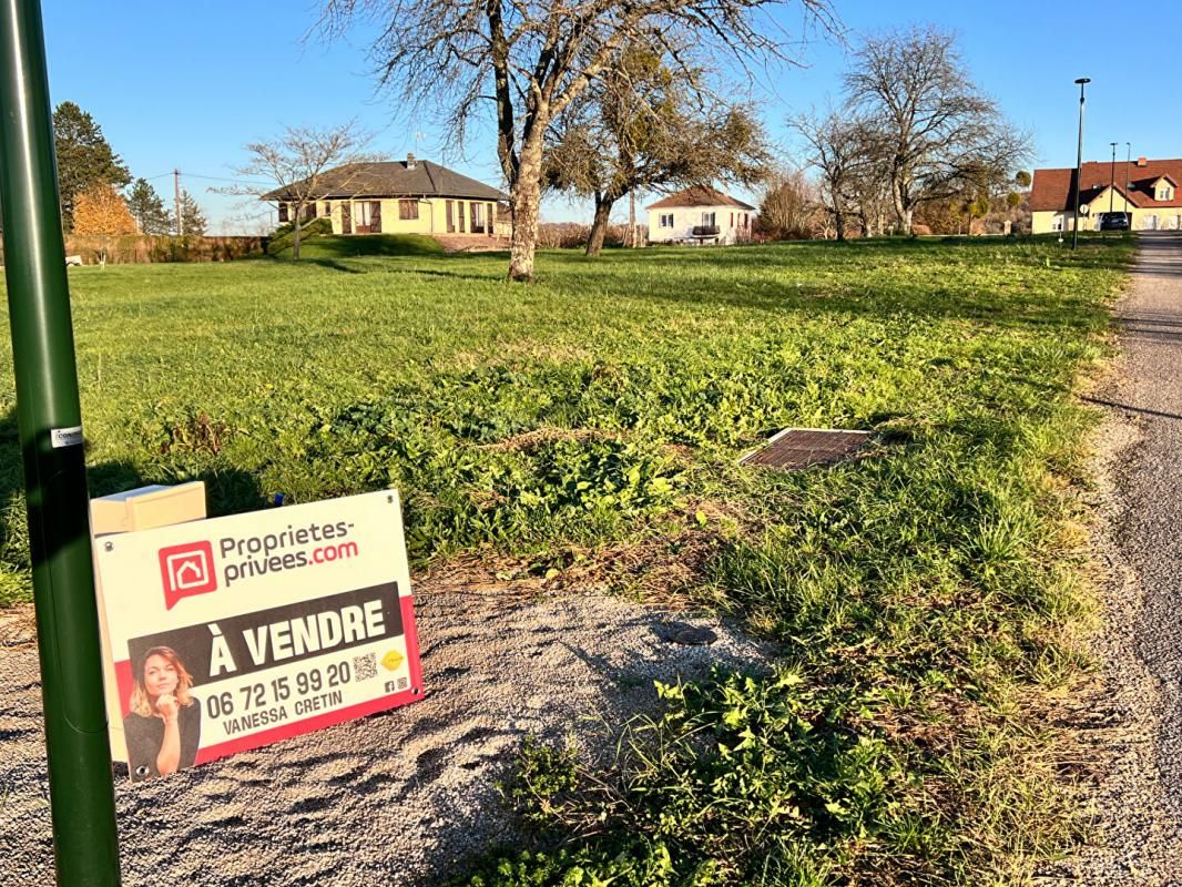 70130 - FRETIGNEY ET VELLOREILLE - Terrain 1137 m² - Prix : 75000 honoraires charge vendeur