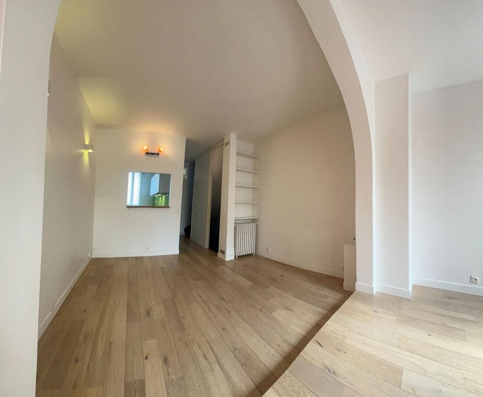 FONTENAY-SOUS-BOIS Maison 5 pièces 3 chambres 90 m2 avec TERRASSE 21m2 4