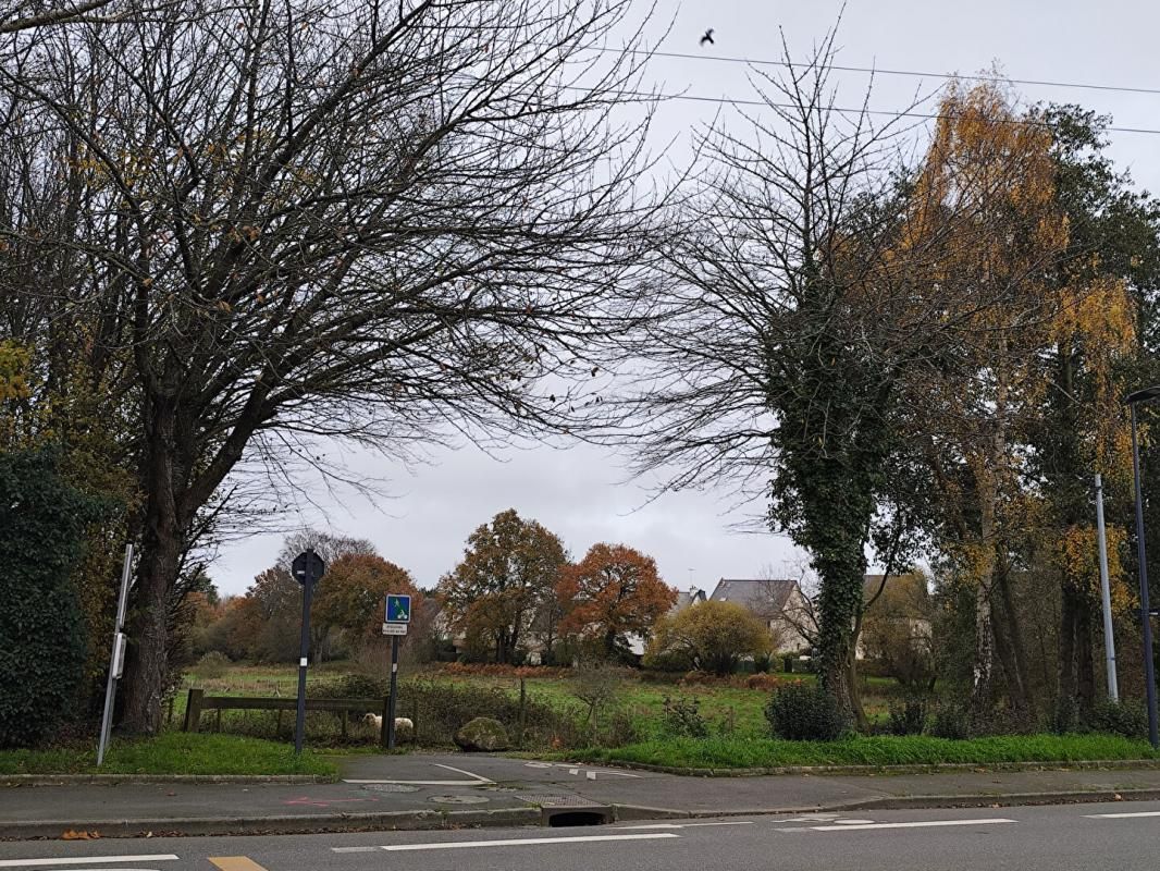 SAINT-BRIEUC Terrain constructible avec bâtisse à réhabiliter 3