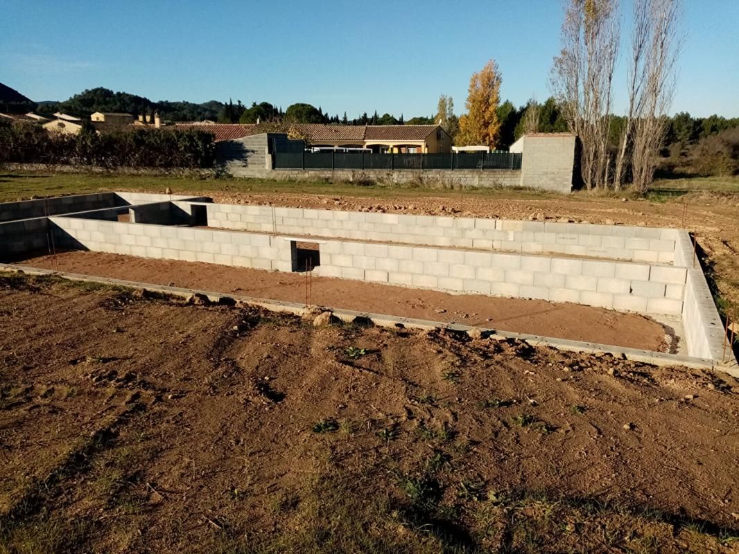 FLOURE Terrain 3000 m2 2