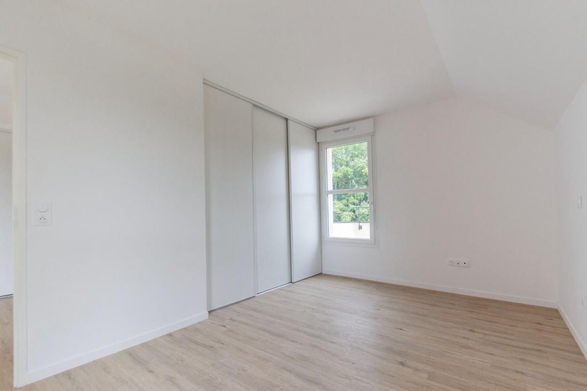SAINT-GERMAIN-LES-ARPAJON Appartement Saint Germain Les Arpajon 2 pièce(s) 41.96 m2 4