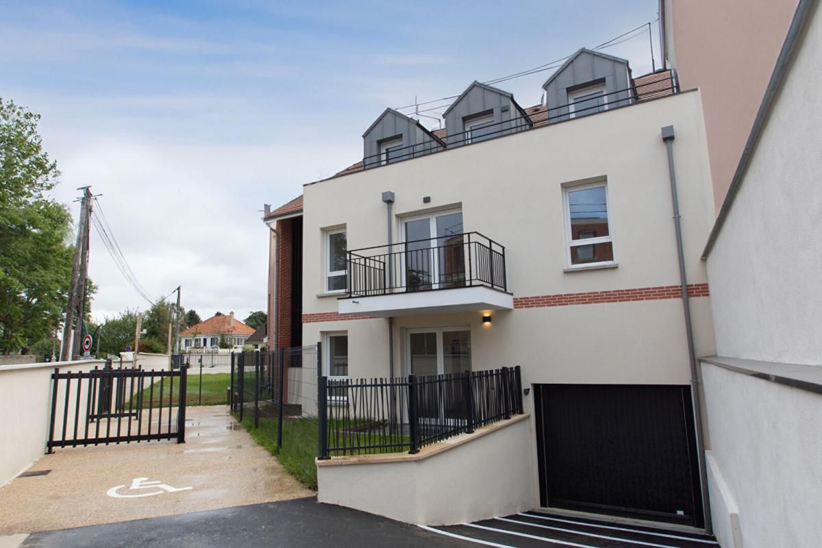 Appartement La Norville 1 pièce(s) 24.79 m2