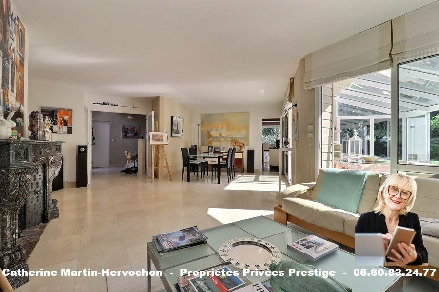 Villa de 5 chambres, 1 bureau et 2 chambres indépendantes - Garage double - Aucun vis-à-vis