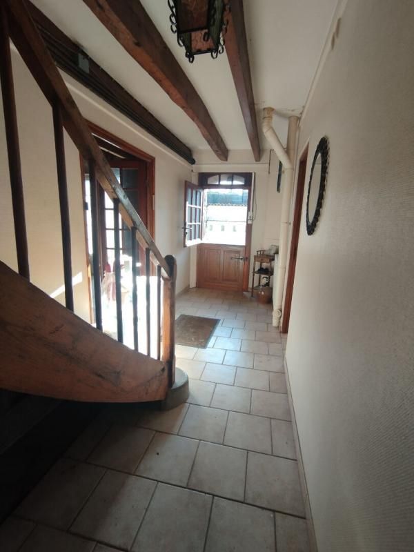 LAMBALLE Aux portes de LAMBALLE maison , dépendances 3