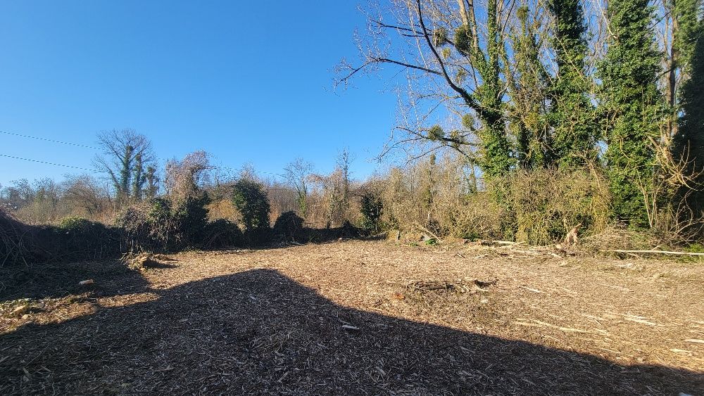 OCQUERRE Terrain à bâtir de 713 M2 2