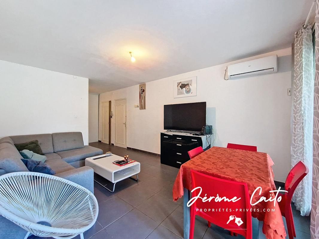 NIMES Appartement Nimes 5 pièce(s) 90 m2 3