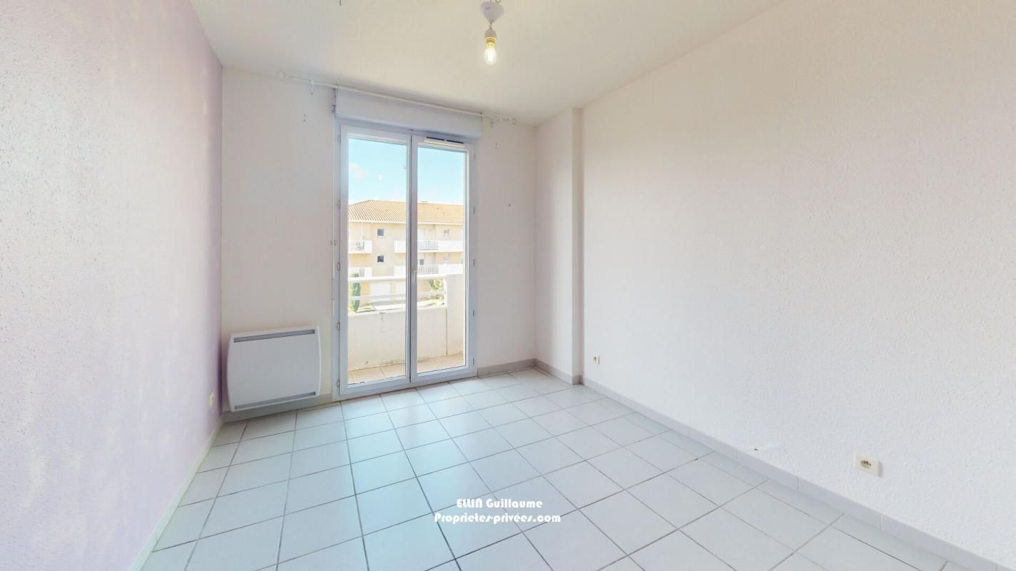 SAINT-ESTEVE Appartement T3 63m2, balcon, garage, parking 4
