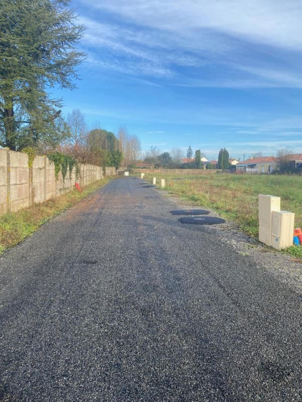 SAINTE-PAZANNE TERRAIN À BÂTIR VIABILISÉ - 44680 SAINTE PAZANNE - BUDGET 107 000 HAI 3