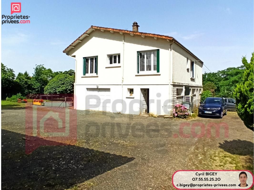 Maison Saint Claud (16450) 7 pièce(s) 210 m2 - 206 990  FAI