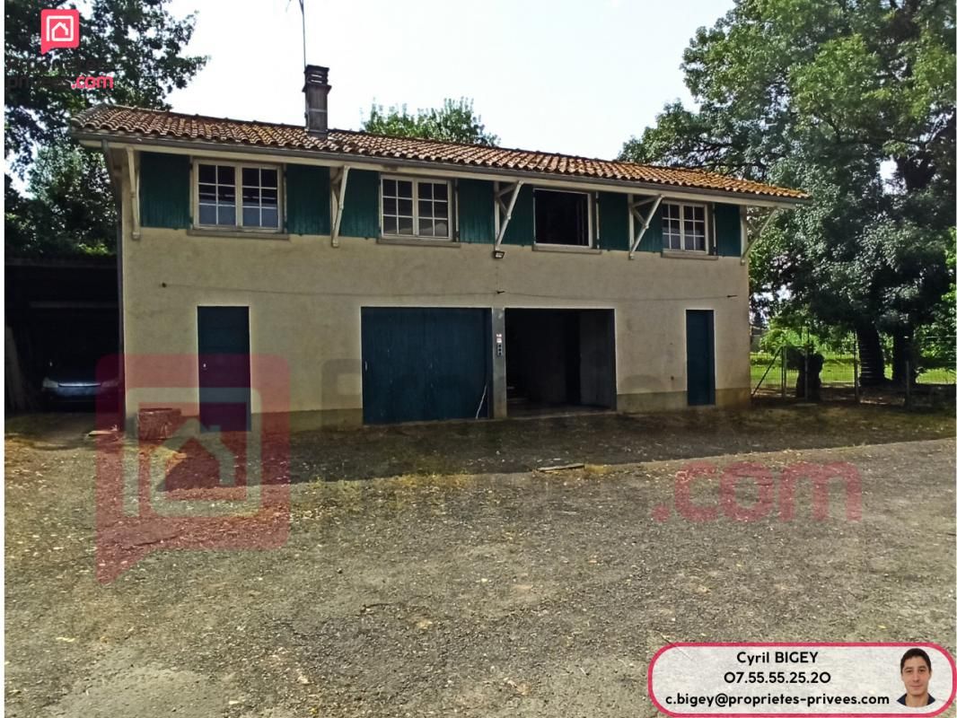 SAINT-CLAUD Maison Saint Claud (16450) 7 pièce(s) 210 m2 - 206 990 FAI 4