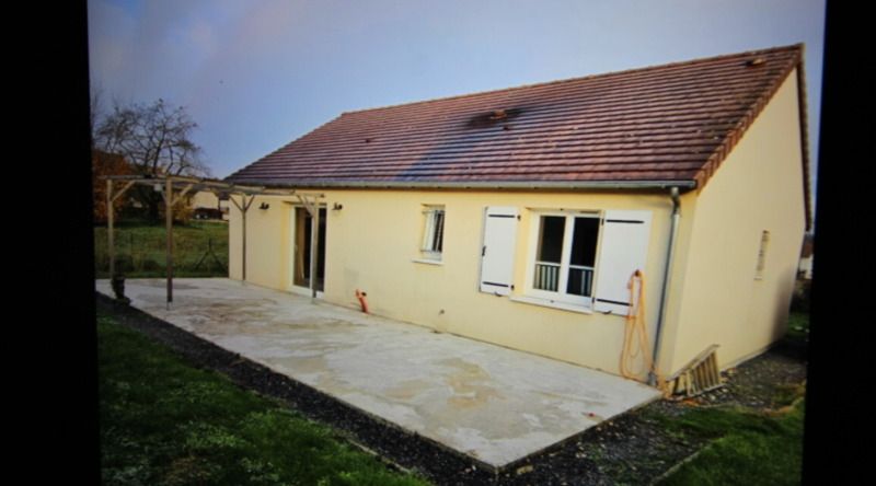 COUSSAY-LES-BOIS Maison Coussay Les Bois 6 pièce(s) 77 m2 3