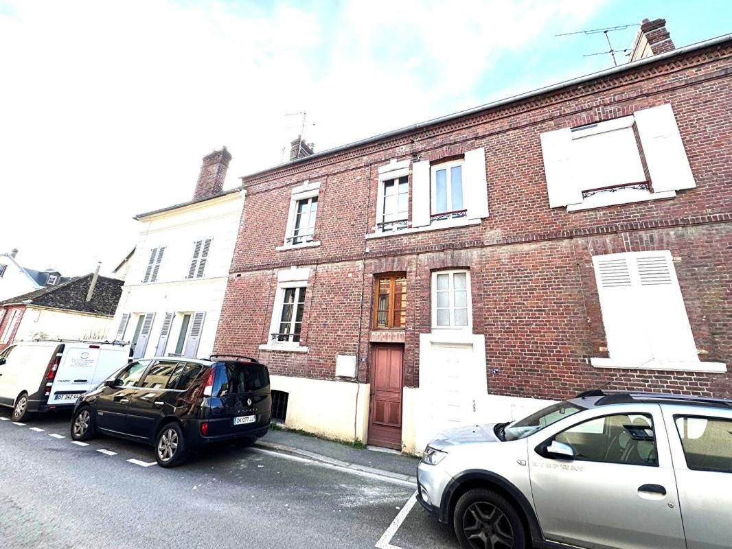 Maison de ville 90 m² avec 3 chambres ? Méru