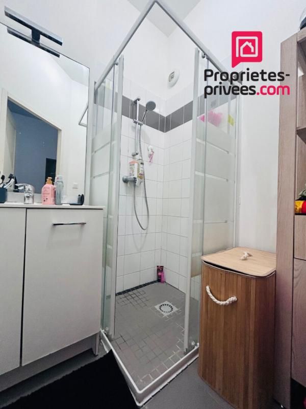 SECLIN Appartement 2 pièce(s) 42 m2 + Parking + Cave voutée 3
