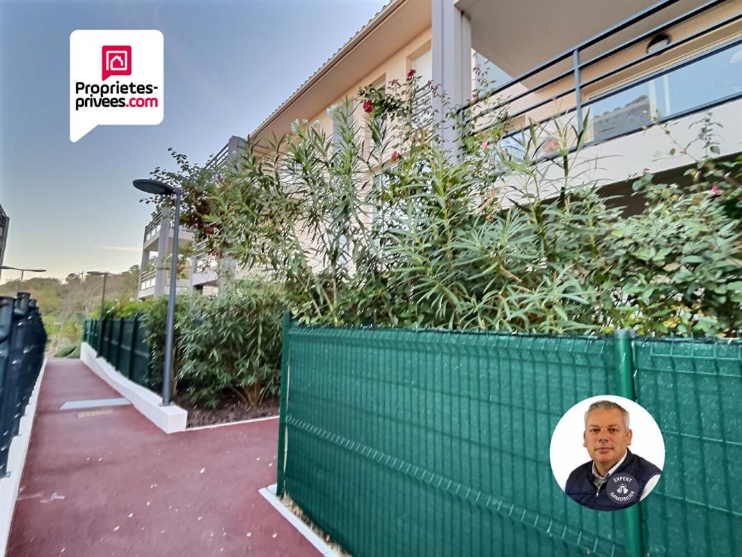 ROQUEBRUNE-SUR-ARGENS Appartement de Type 1 - Piscine 3