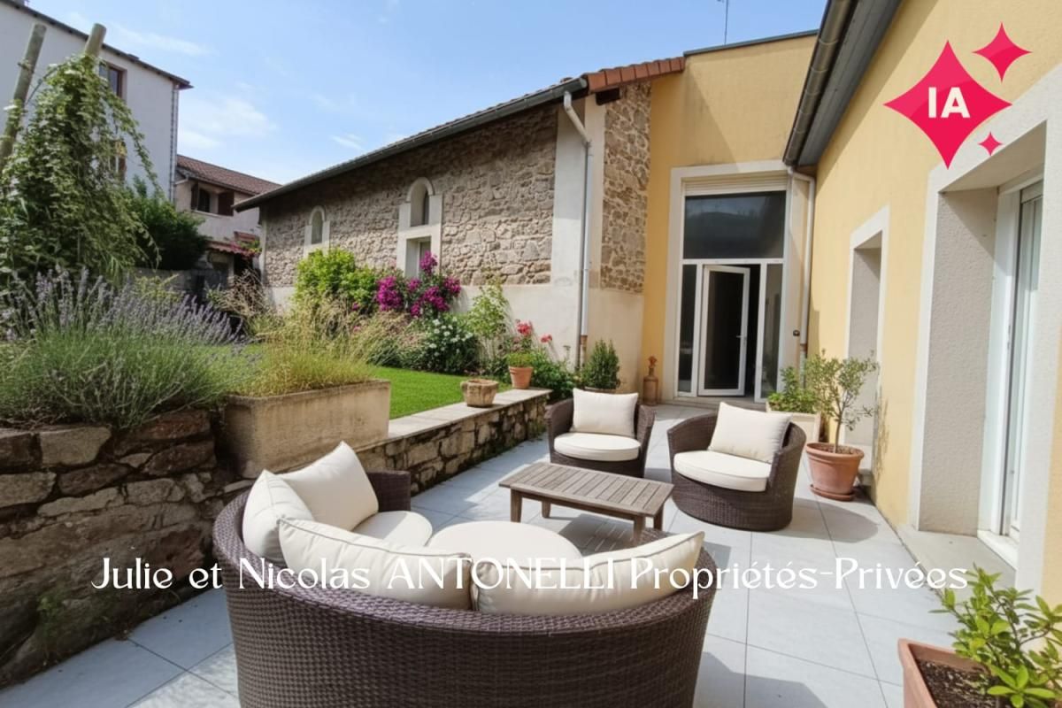 LA FOUILLOUSE LA FOUILLOUSE (42480) Maison en pierre 212m² habitables 6 chambres garage et jardin 2