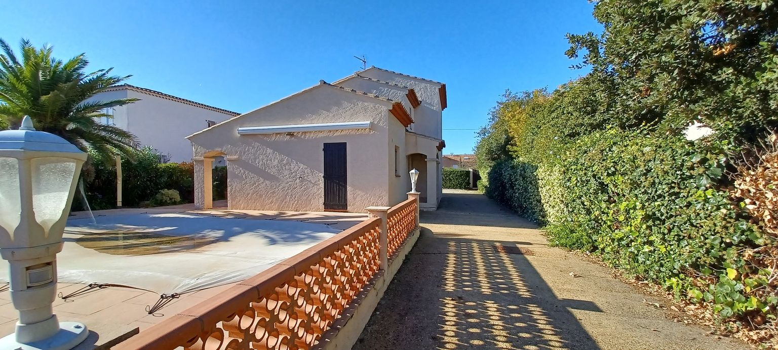 LE BRUSC Maison 4 pièces avec piscine et garage - Plage du BRUSC à pieds 2