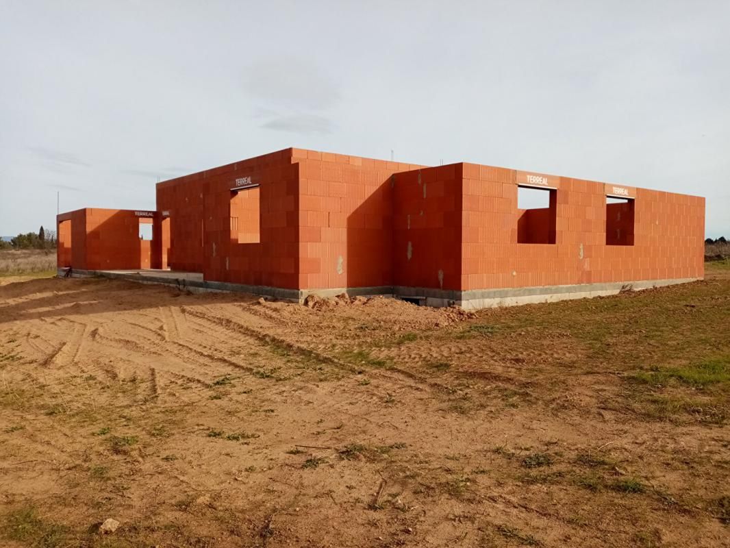 Terrain 3000 m2