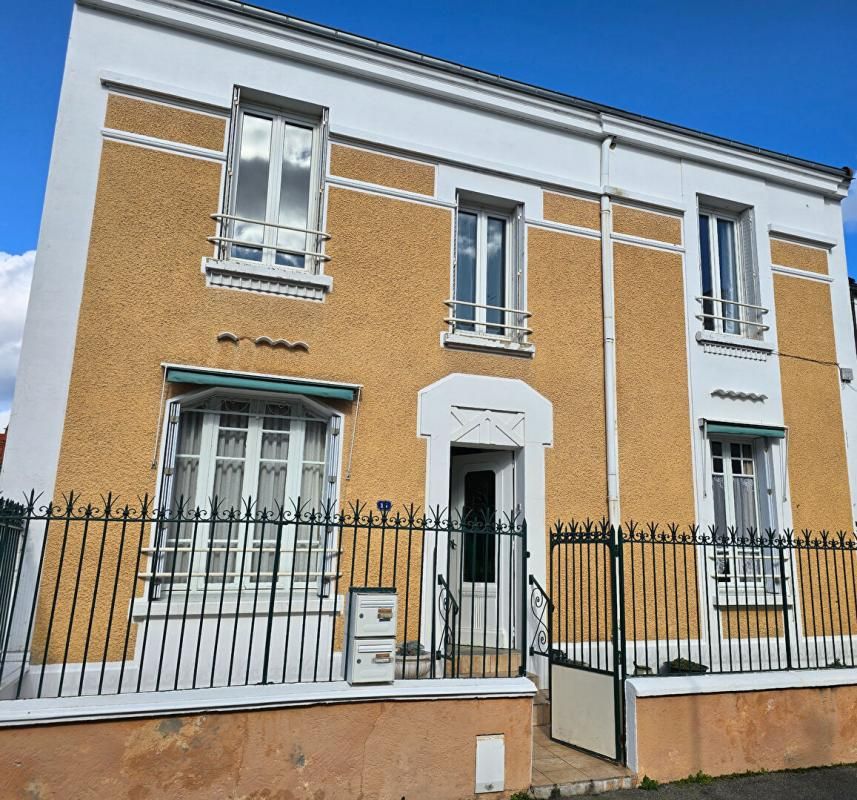VICHY Appartement Vichy 5 pièce(s) 140 m2 2