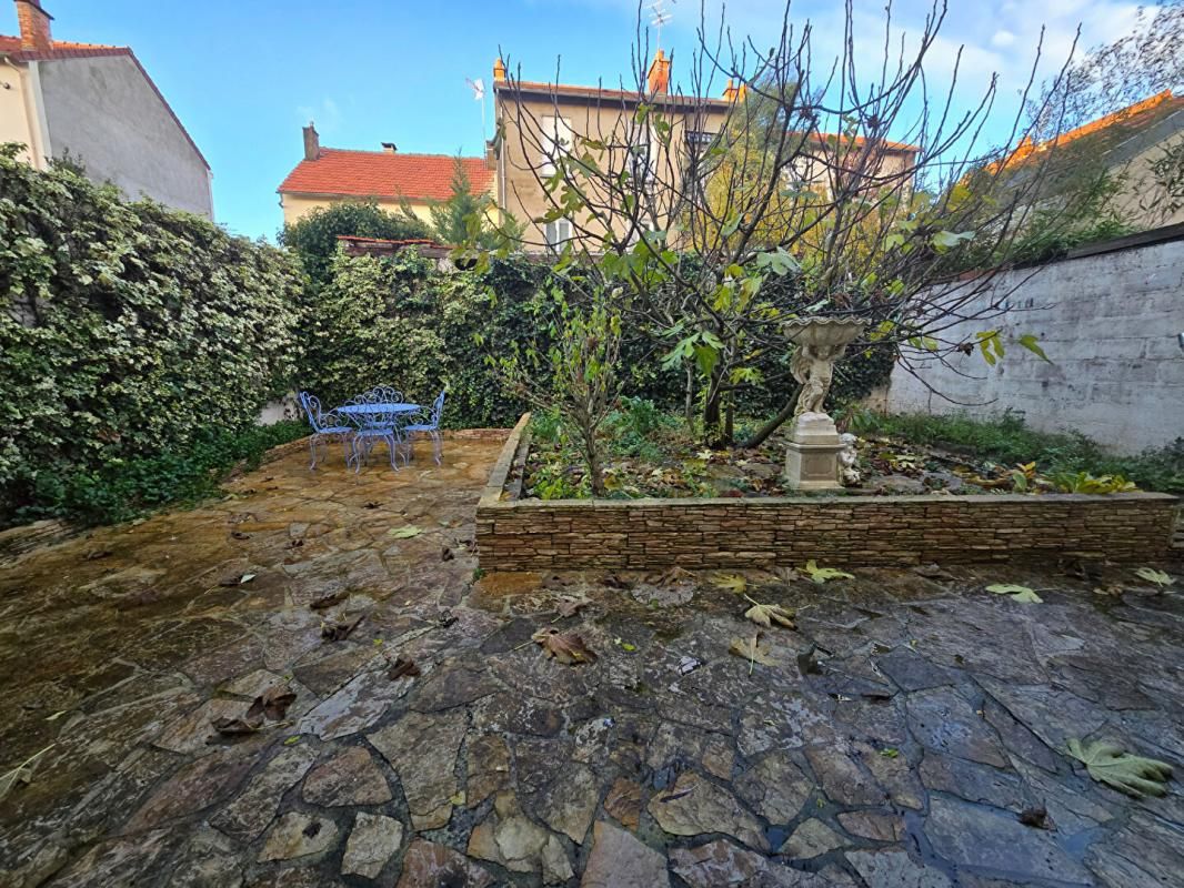 VICHY Appartement Vichy 5 pièce(s) 140 m2 3
