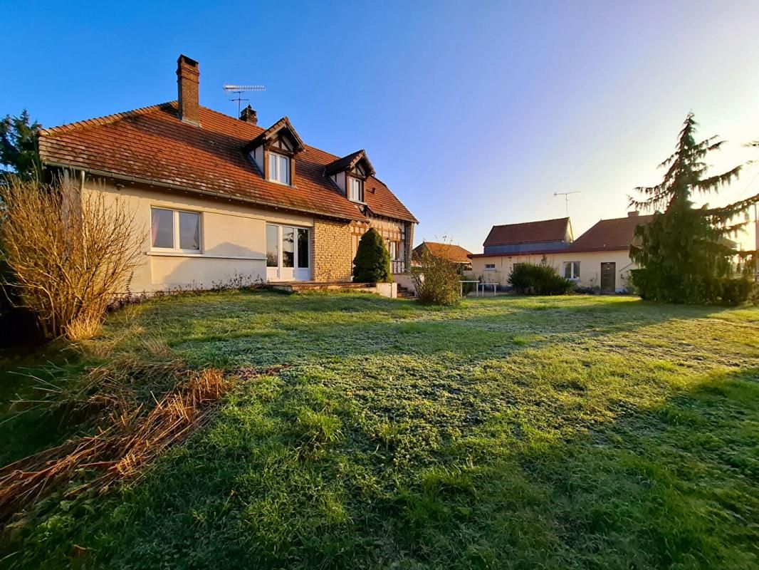 Belle maison de campagne avec fort potentiel
