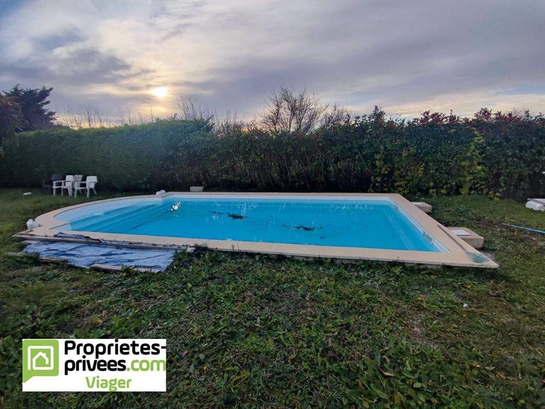 84810 AUBIGNAN - VIAGER OCCUPE 1 tête 82 ans
