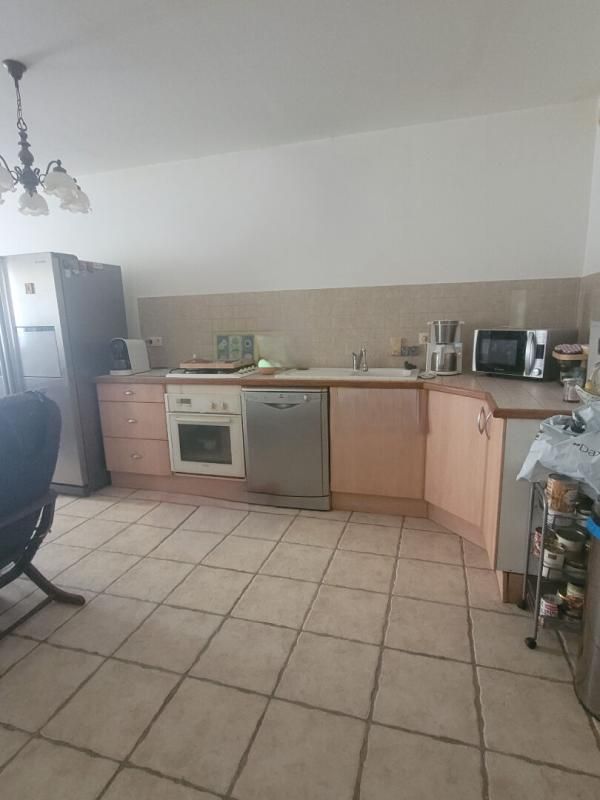 BRIGNOLES - Appartement 3 pièce(s) 66,56m²