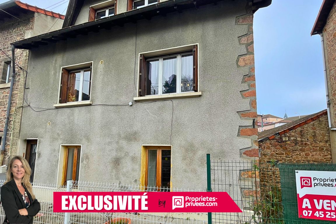 COURS 69470 - MAISON DE VILLE SPACIEUSE