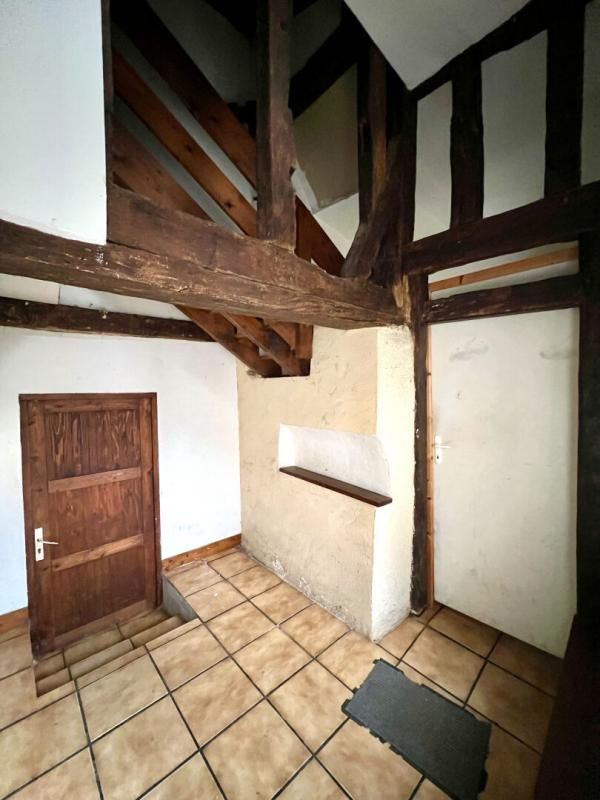 MONDOUBLEAU Immeuble 9 pièce(s) 145 m2 2
