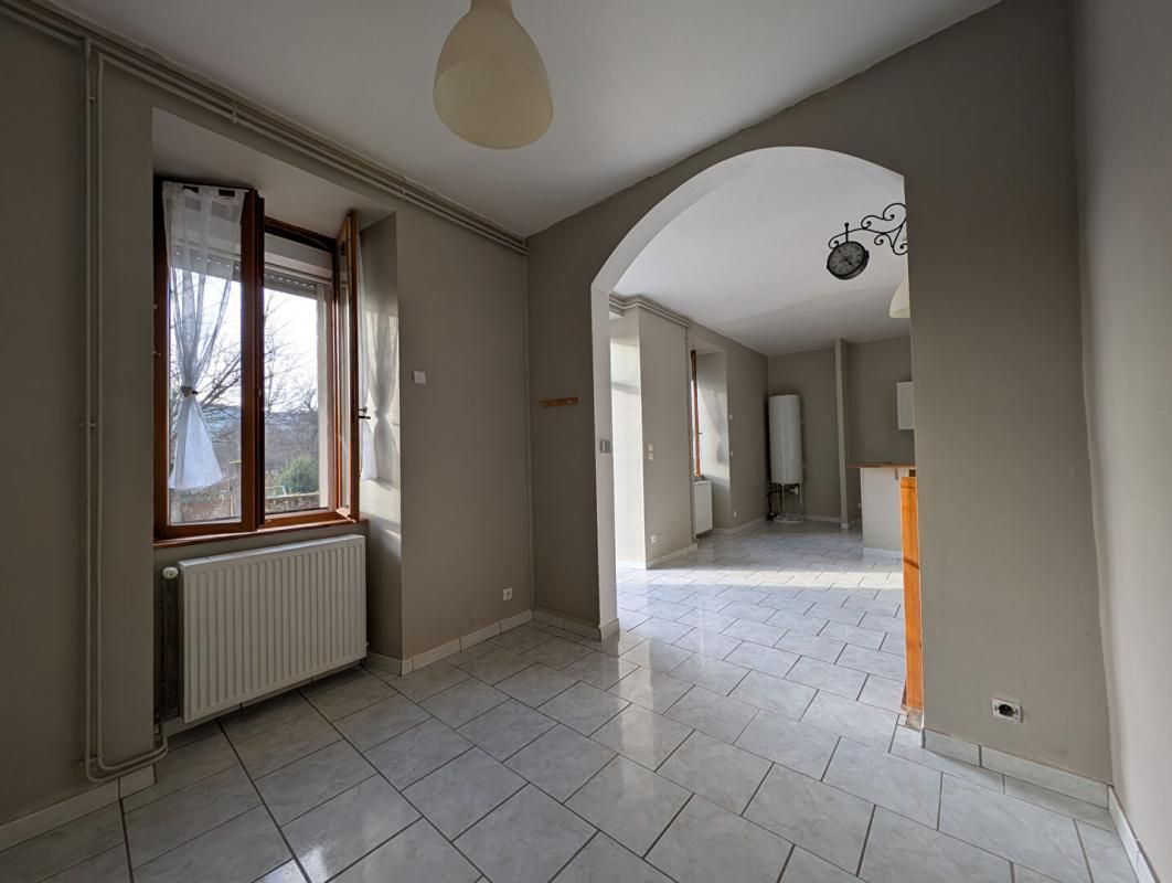AULON Maison Aulon 104 m2 avec 4 chambres et jardin 3