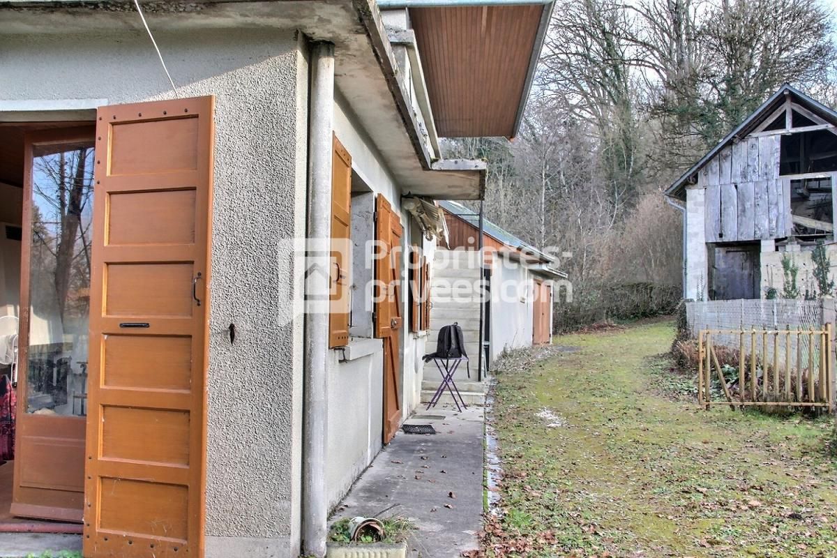 ALBENS Maison individuelle, 58m2 avec annexe , sur parcelle  non constructible 2