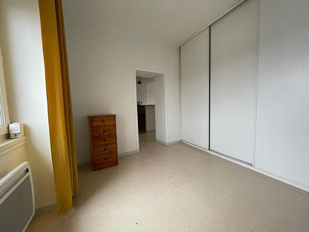 SAINT-NAZAIRE Duplex en bon état  de 83 m² au sol dans une  copropriété bien entretenue 2