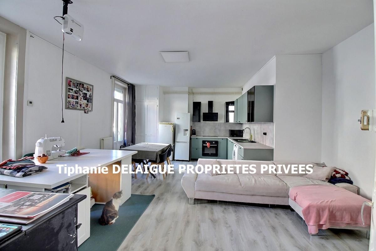 LE CHAMBON-FEUGEROLLES LE CHAMBON FEUGEROLLES 42500  appartement 90m² 3 chambres 1