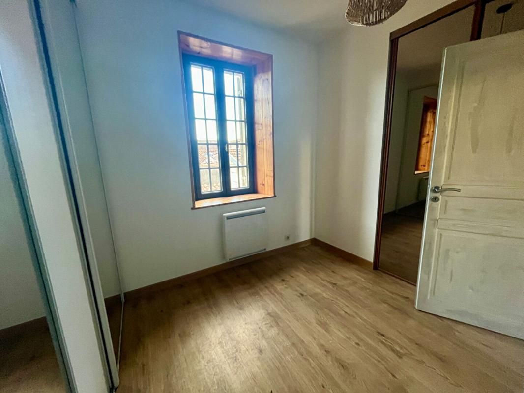 PERIGUEUX Appartement Perigueux 3 pièces 49.19 m2 4