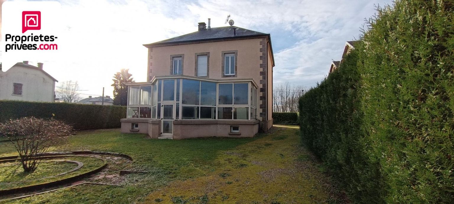 SAINT-LOUP-SUR-SEMOUSE Maison de Maître 195m2 2
