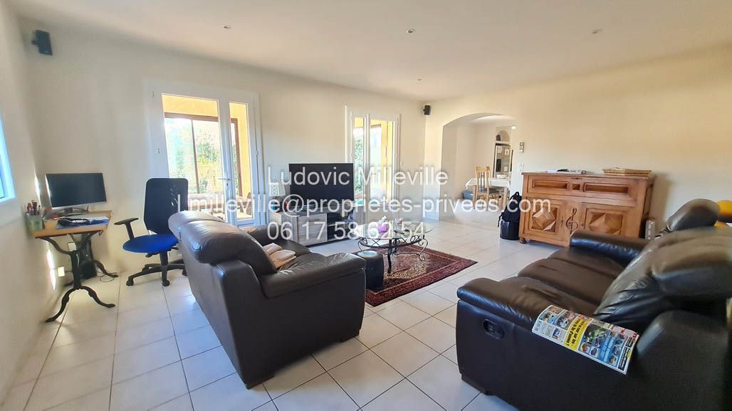 LAURENS Villa type 5 de 108m² avec garage/dépendance sur 900 m² de terrain pièce(s) 108 m2 3