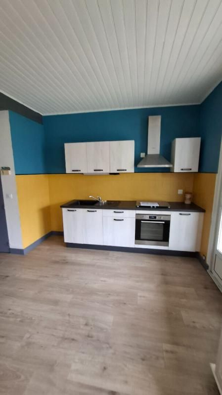 BERGERAC Maison mitoyenne composée de 4 pièce(s) 77 m2. Annexe extérieure pouvant être réhabilitée en studio indépendant 3