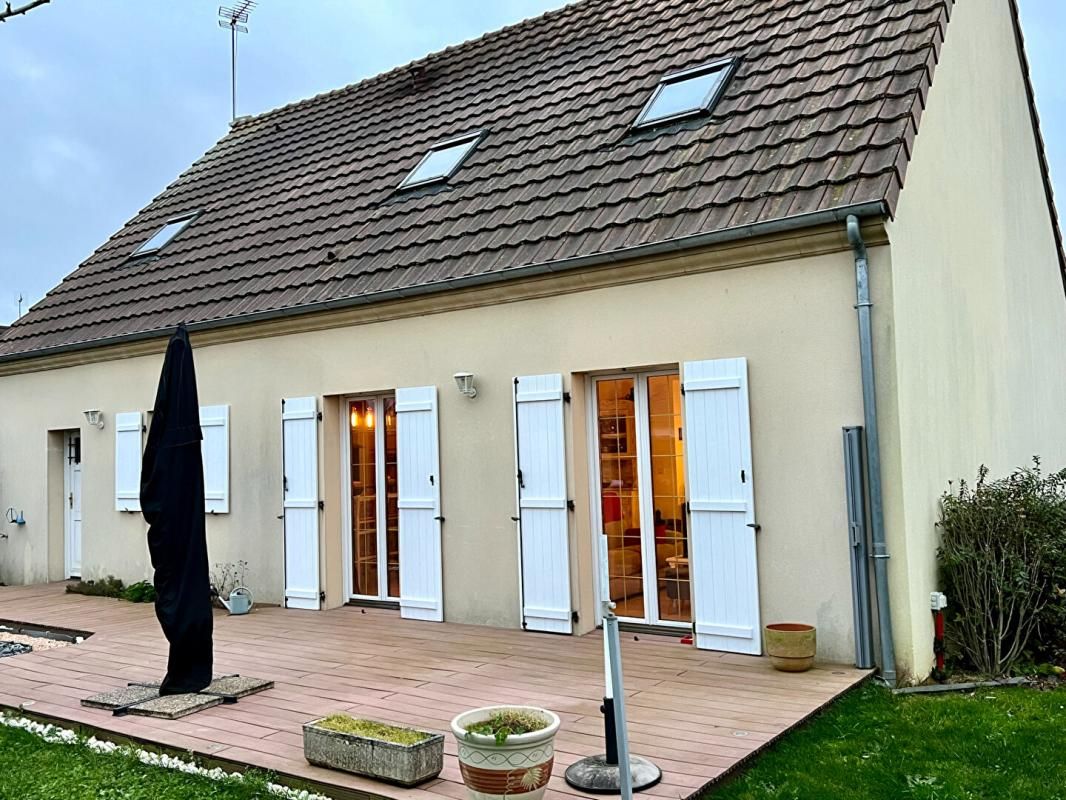 NAVEIL Maison 5 pièce(s) 135 m2 2